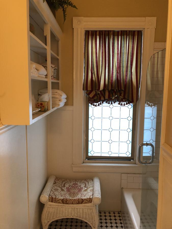 Penley House Bed & Breakfast Обърн Екстериор снимка