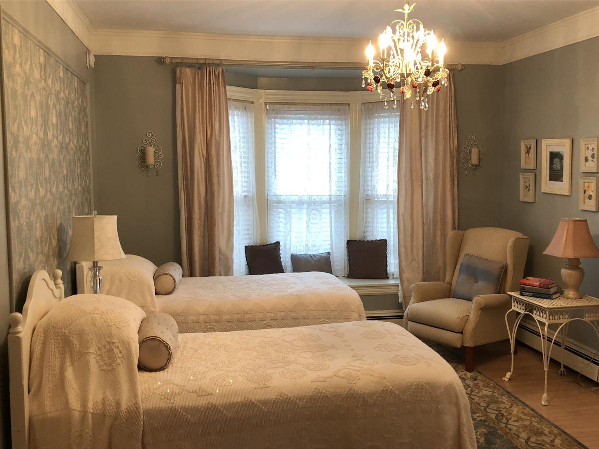 Penley House Bed & Breakfast Обърн Екстериор снимка