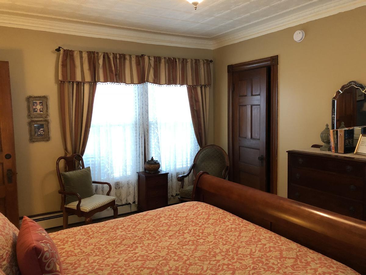 Penley House Bed & Breakfast Обърн Екстериор снимка