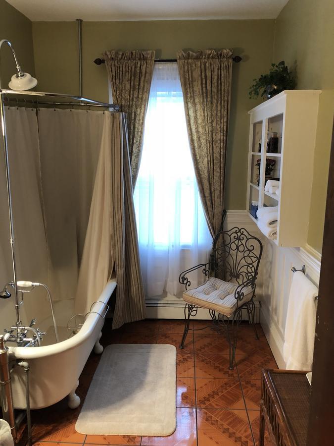 Penley House Bed & Breakfast Обърн Екстериор снимка