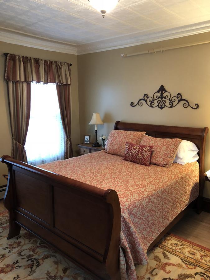 Penley House Bed & Breakfast Обърн Екстериор снимка